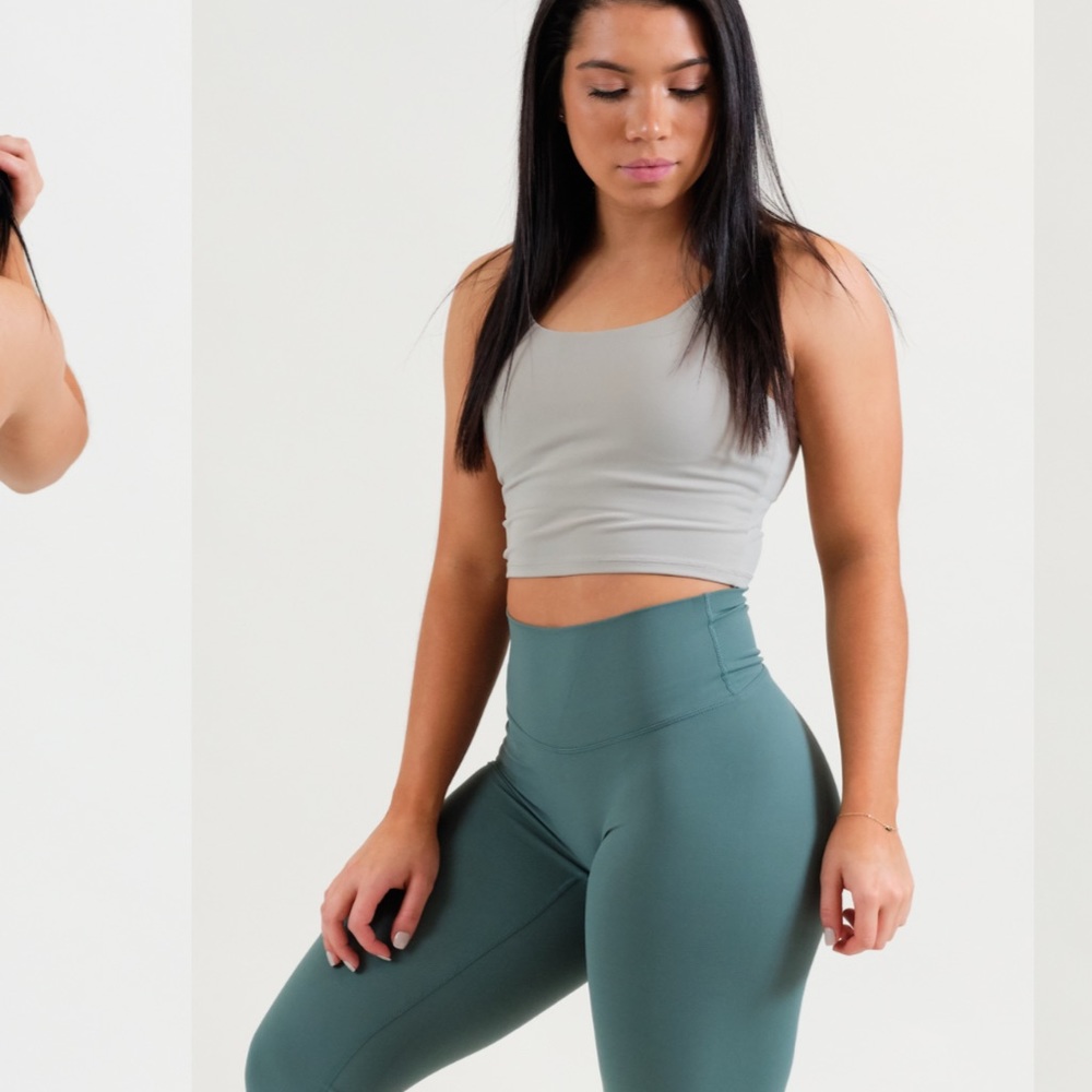 Paragon fitwear Sierra crop
